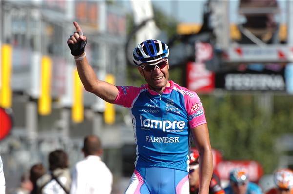 TDF 2010 - Petacchi Wins Stage 1 TDF 2010 - Petacchi Wins Stage 1